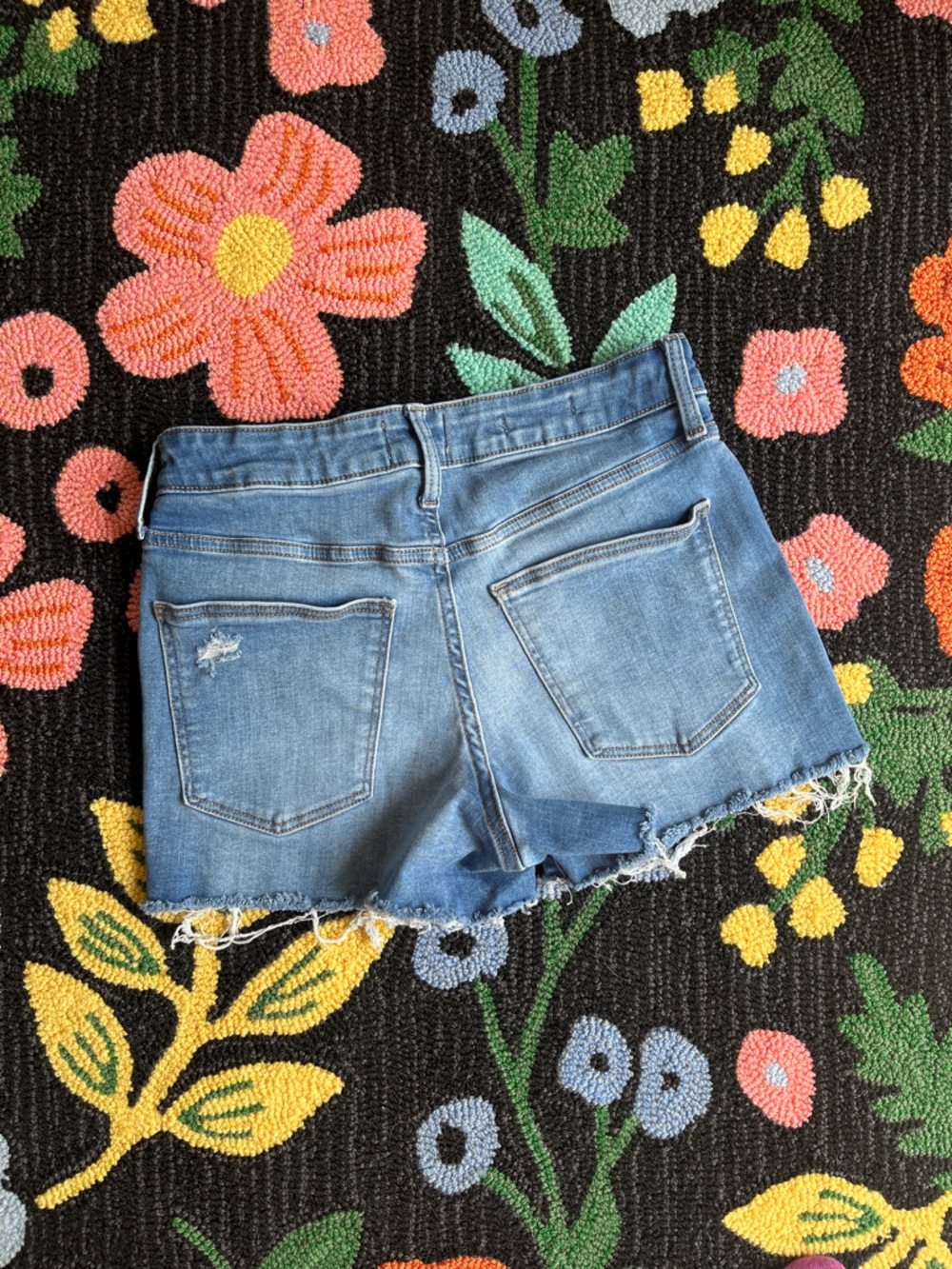 Universal Thread High Rise Midi Shorts SET - Picture 5 of 7